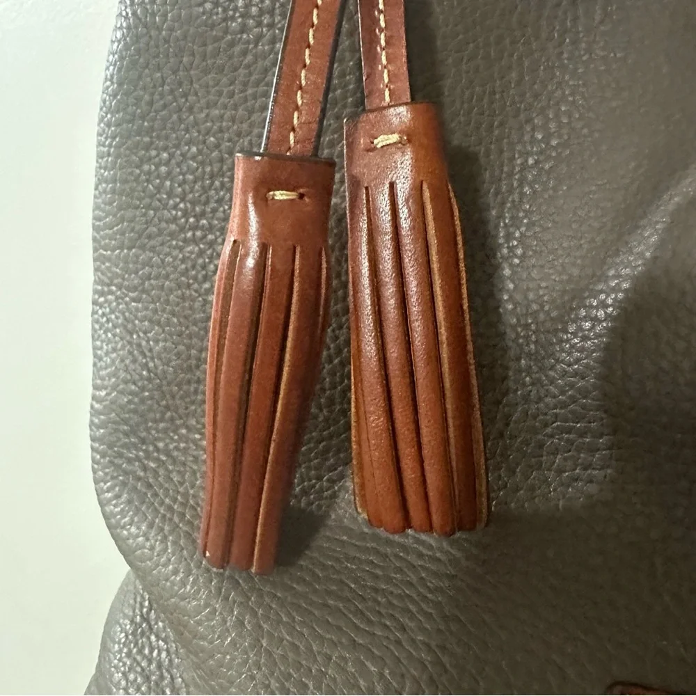 Dooney & Bourke Gray Pebble Grain Leather Paige Sac‎ Hobo Bag